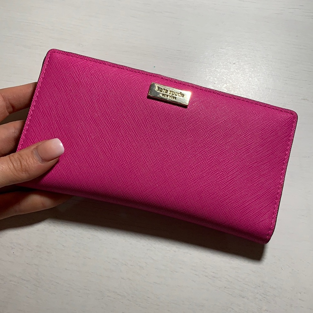 Kate Spade ♠️ spencer slim bifold wallet